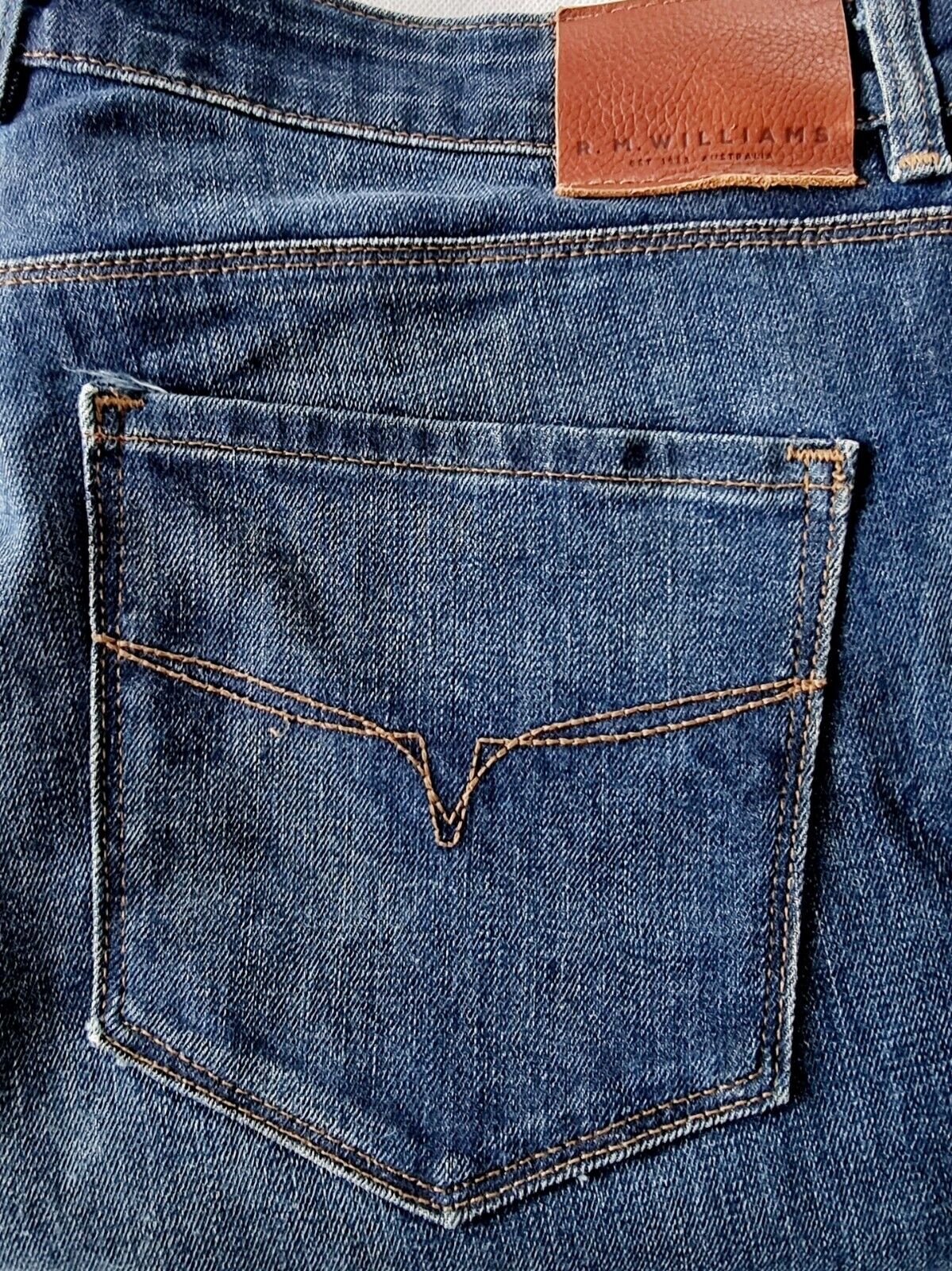 R.M. Williams Jeans Regular Fit Ladies Size 32 x 29