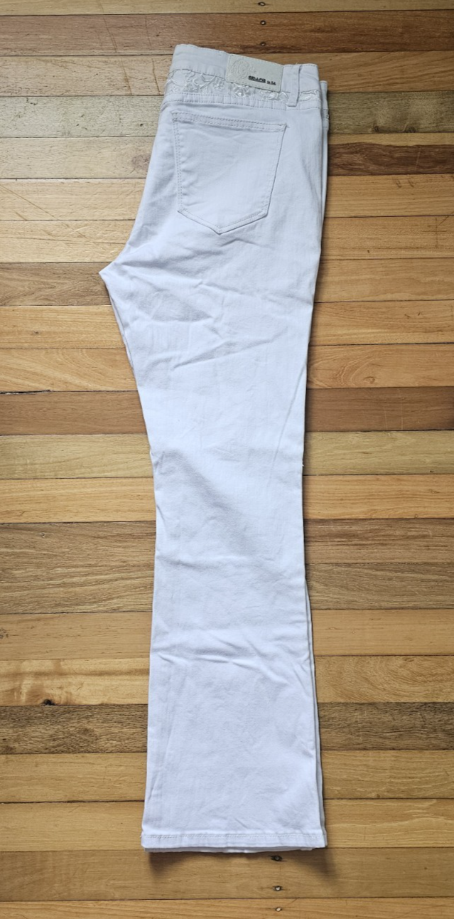Grace In LA Easy Fit Bootcut Ladies White Jeans Size 34