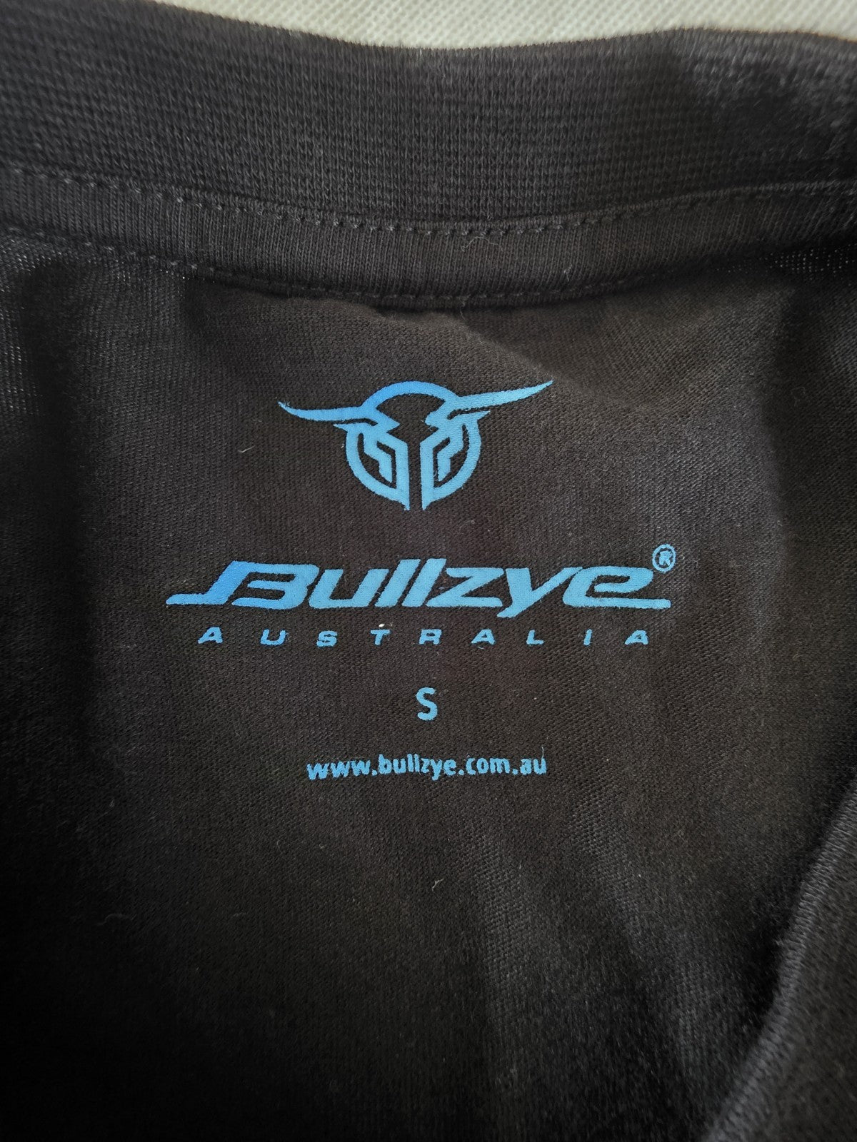Bullzye Logo Men's T-Shirt Size Small