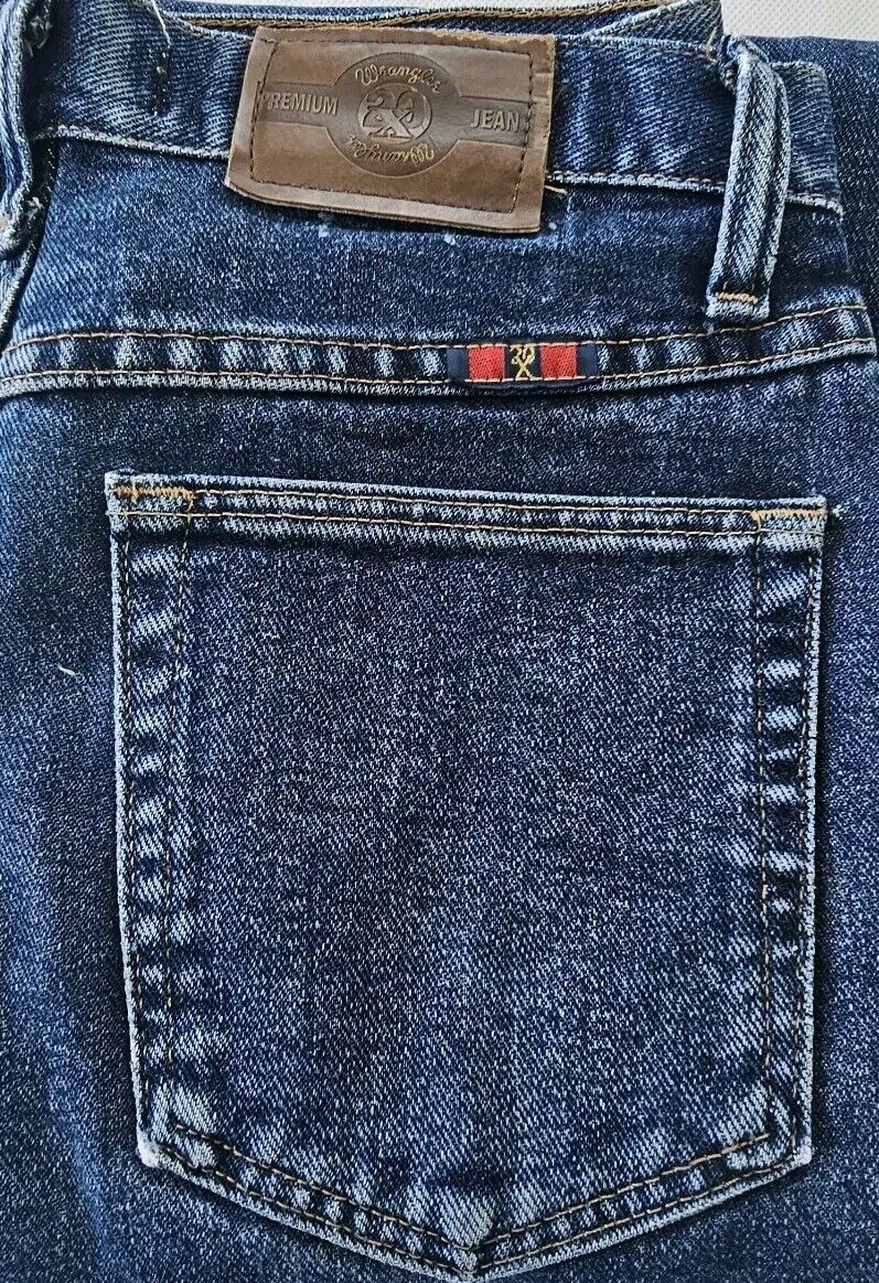 Wrangler 20X Calgary Original Rise Straight Denim Jeans Ladies Size 28 x 36