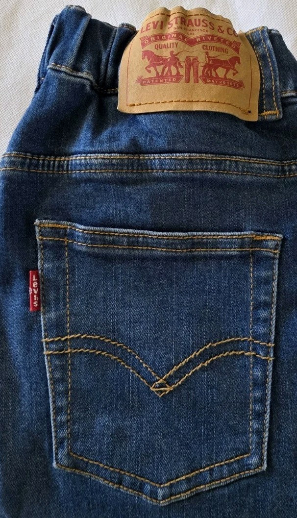 Levi's Patchwork Levi Ladies Shin length Jeans Size Small Short