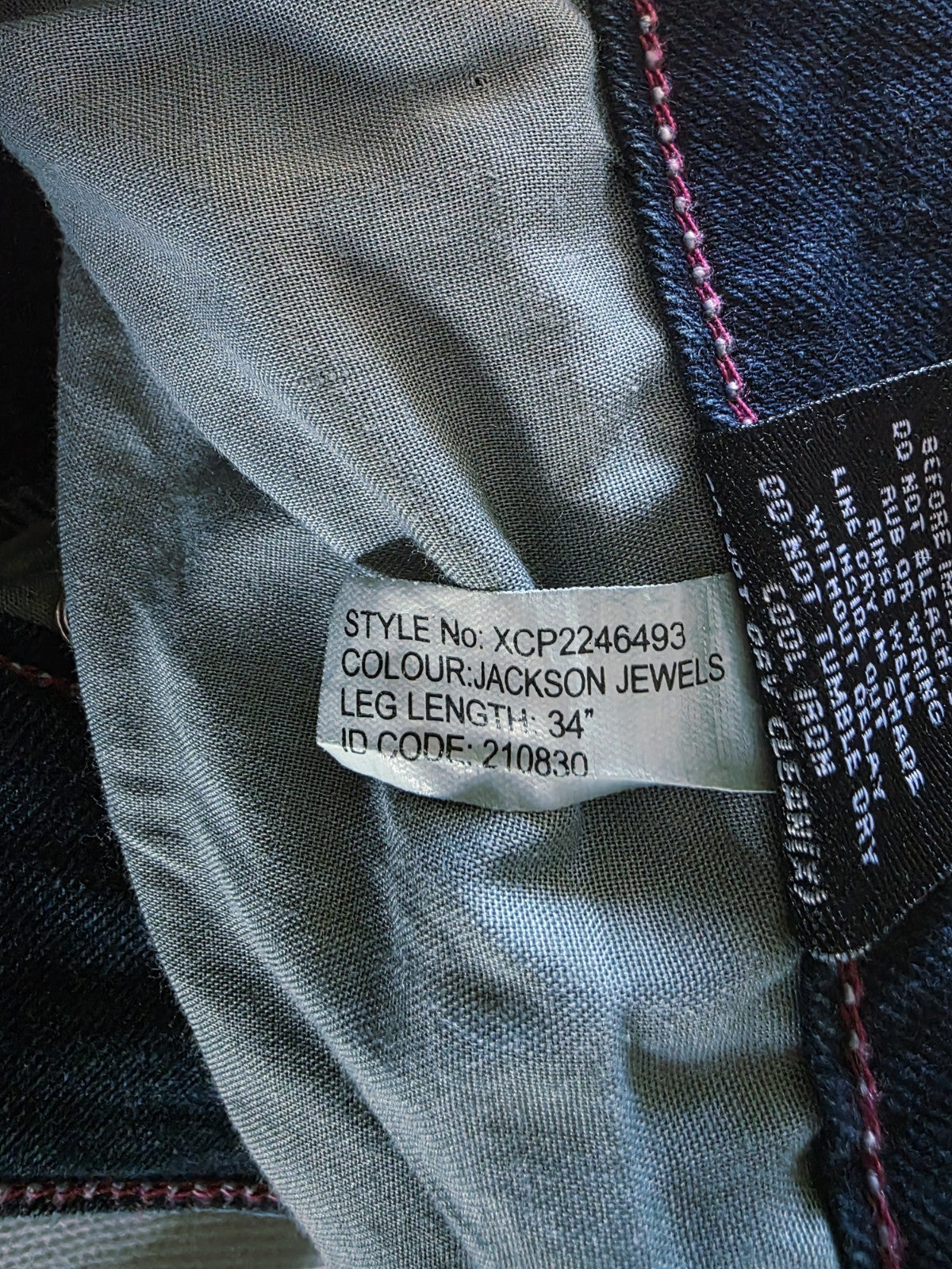 Wrangler Mid Rise Jackson Jewels Jeans Ladies Size 5/6 x 29
