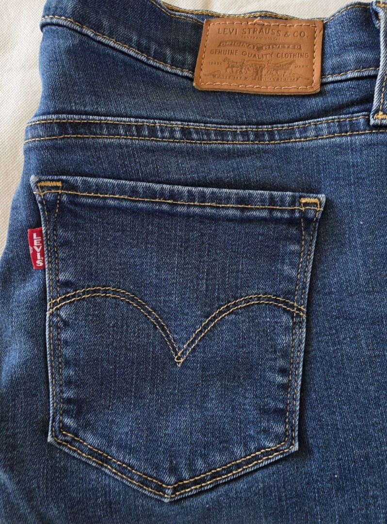 Levi's BIG E 314 Shaping Straight Ladies Dark Denim Jeans Size 28 x 32