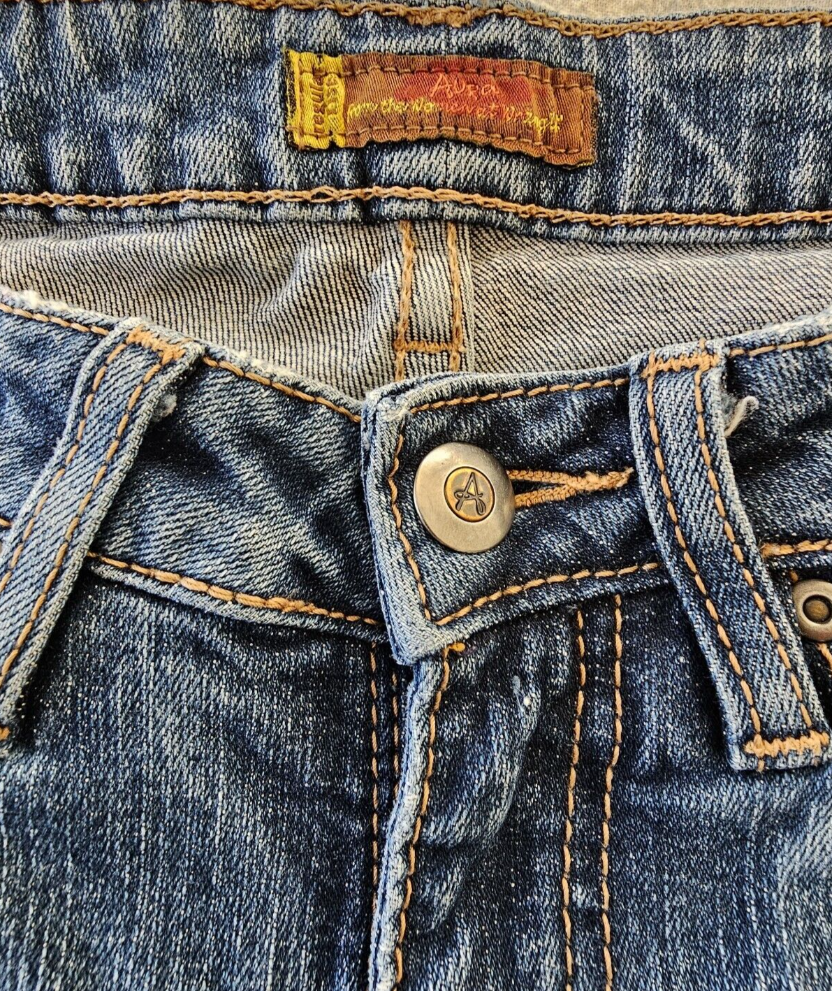 Wrangler Aura Denim Regular Rise straight Jeans ladies Size 28" x 31"