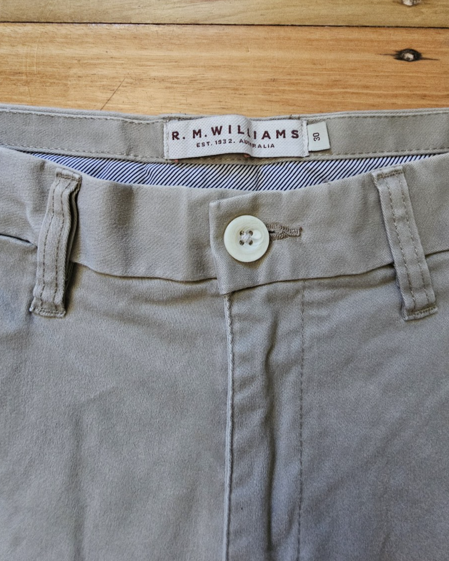 R.M. Williams Scarborough Buckskin Shorts Men's Size 30