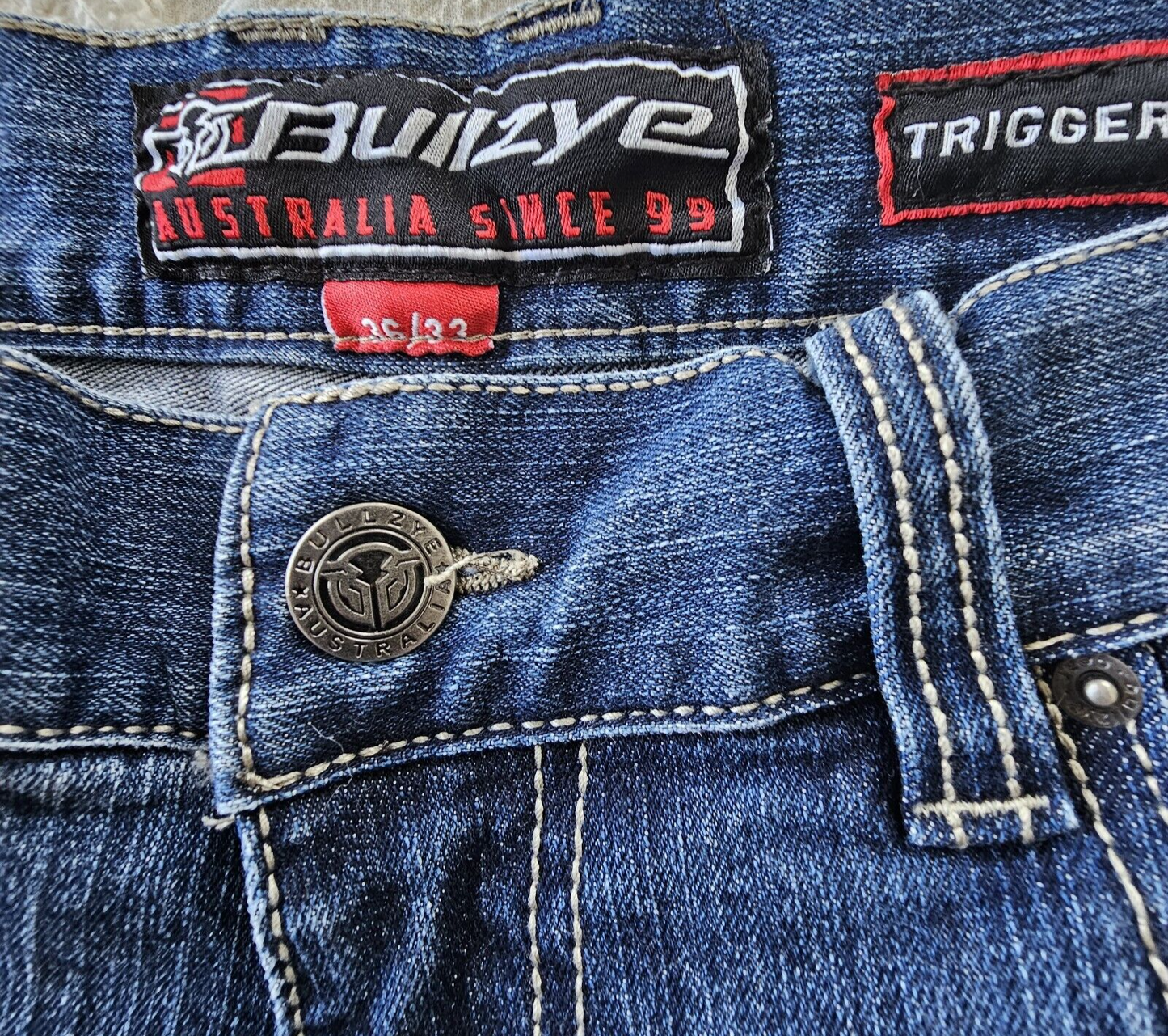 Bullzye TRIGGER Men's Straight Leg Denim Jeans Size 36 x 27