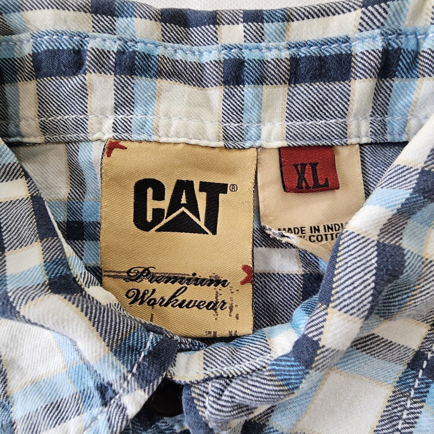 CAT premium Workwear Mens Short Sleeve Shirt Size XL.