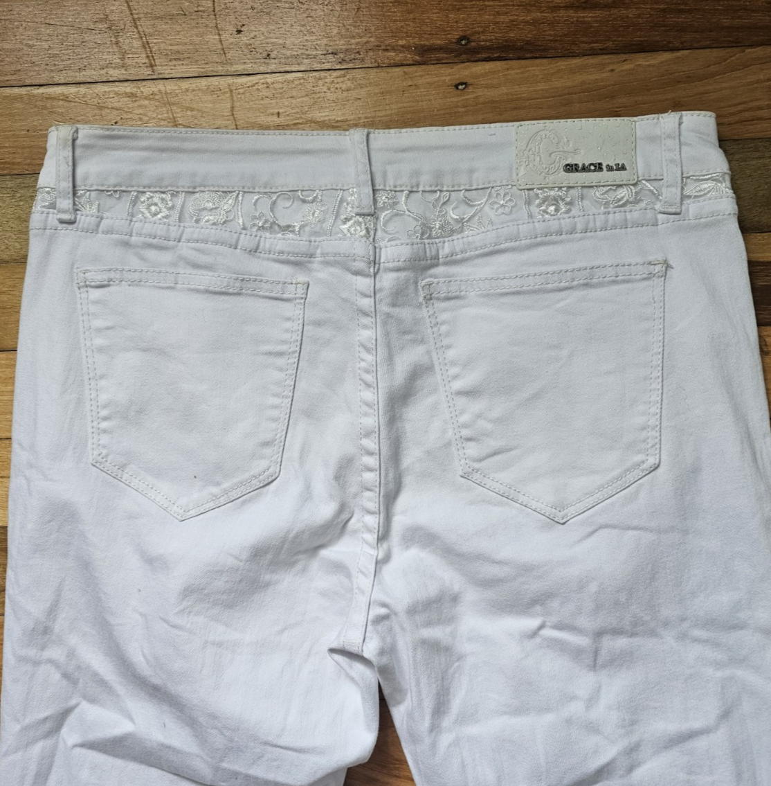 Grace In LA Easy Fit Bootcut Ladies White Jeans Size 34
