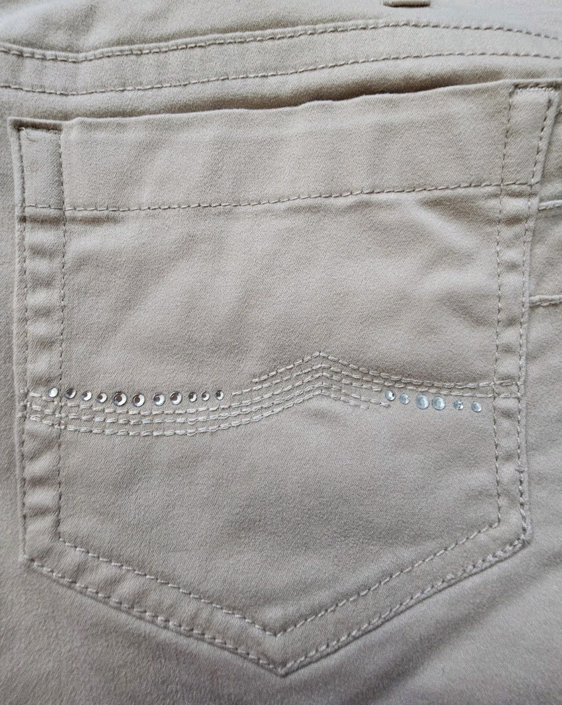 Thomas Cook Ladies Buckskin Stretch No Gap Waistband Shorts Size 22