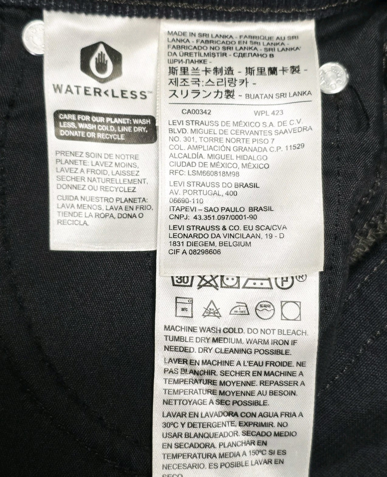 Levi's Jeans Women's W26 L26 Black Wedgie Straight Corduroy Stretch Button Fly
