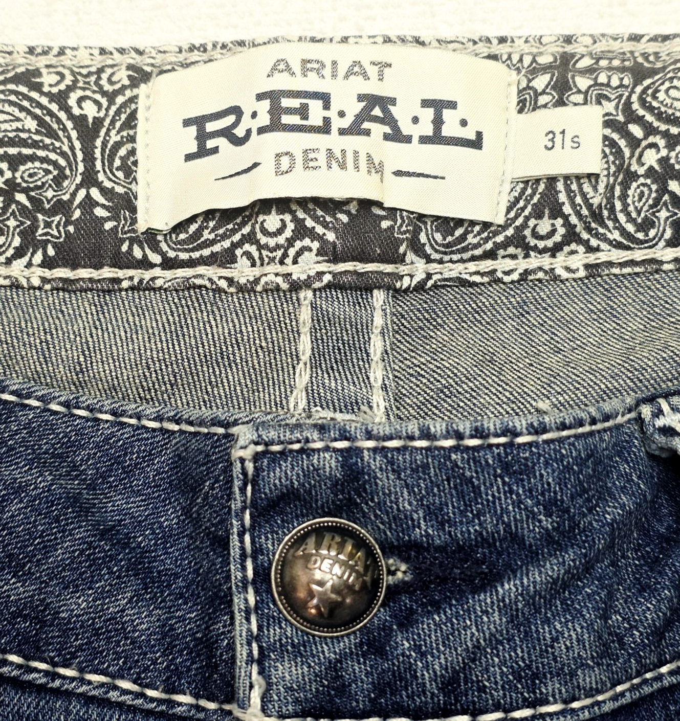 Ariat Jeans Women's 31S Blue R.E.A.L. Straight Icon Rainstorm Denim 10017217