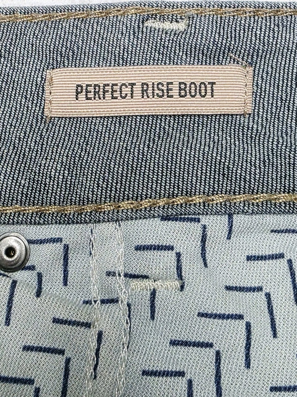 Ariat R.E.A.L. Perfect Rise Boot Jeans Woman's 24 Plus Blue Stretch 44x33