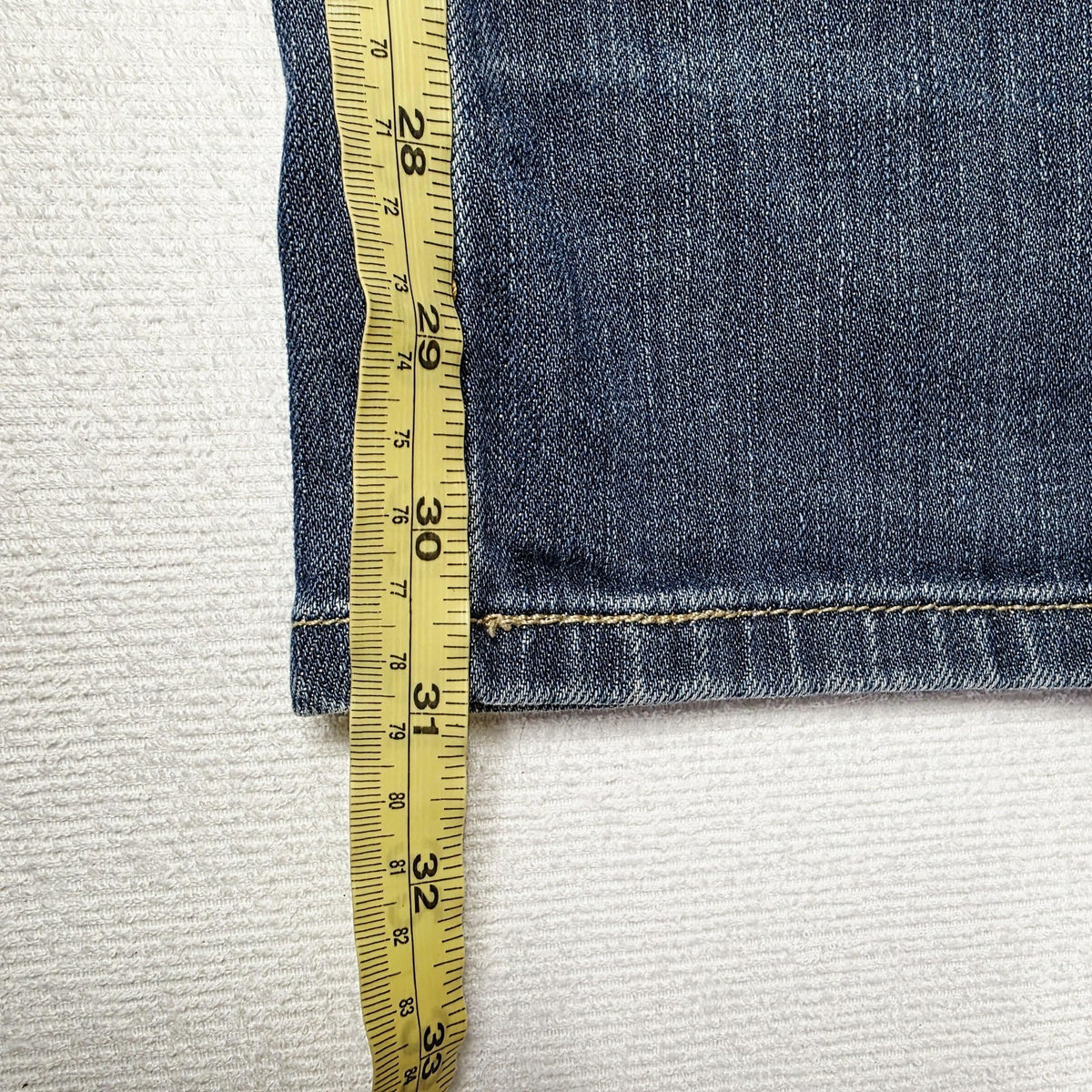 Levi's 511 Jeans Men's 28x31 Blue Slim Straight Denim Zip Fly Medium Wash Logo