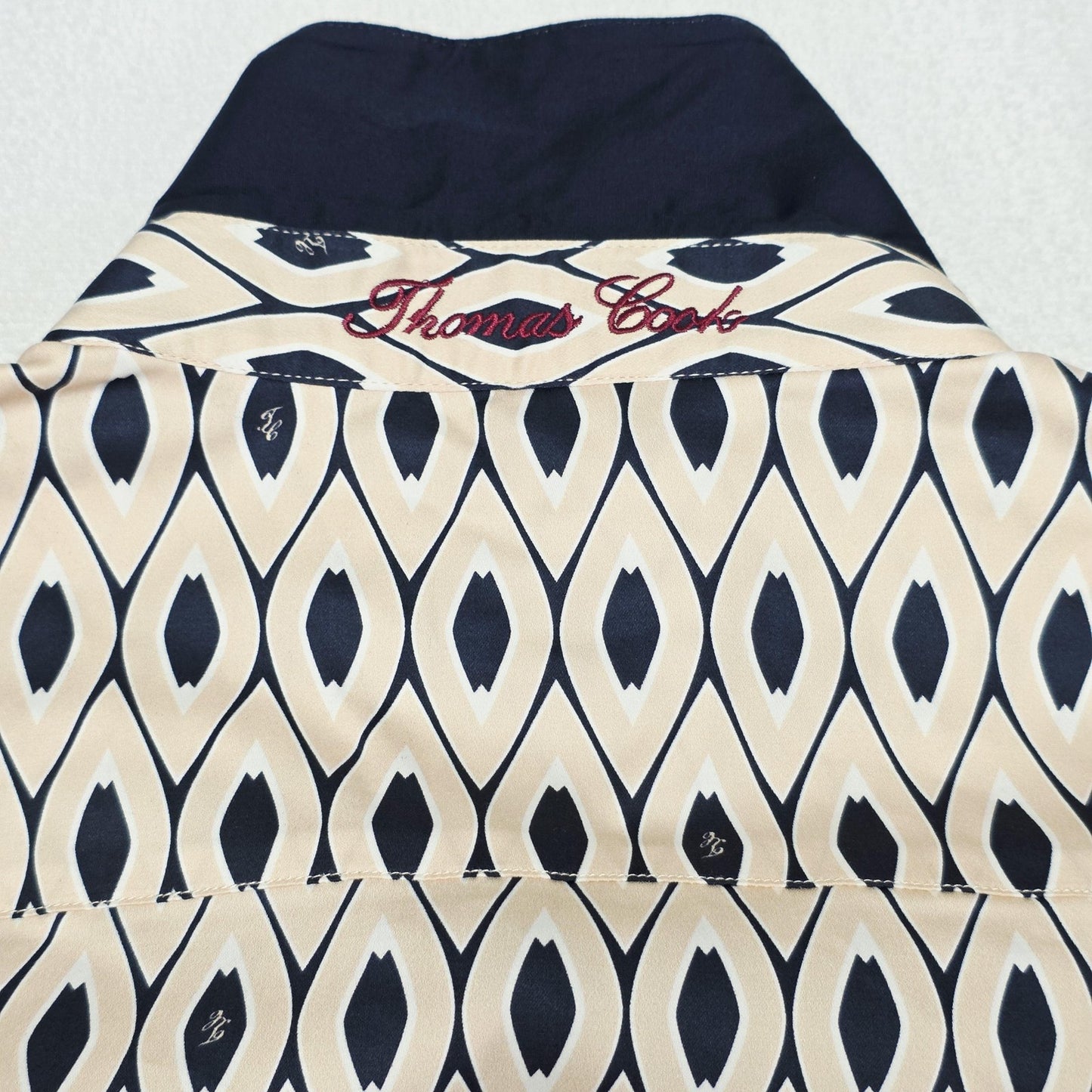 Thomas Cook Shirt Women's 20 Beige Long Sleeve Button Up Nadia Geometric Print
