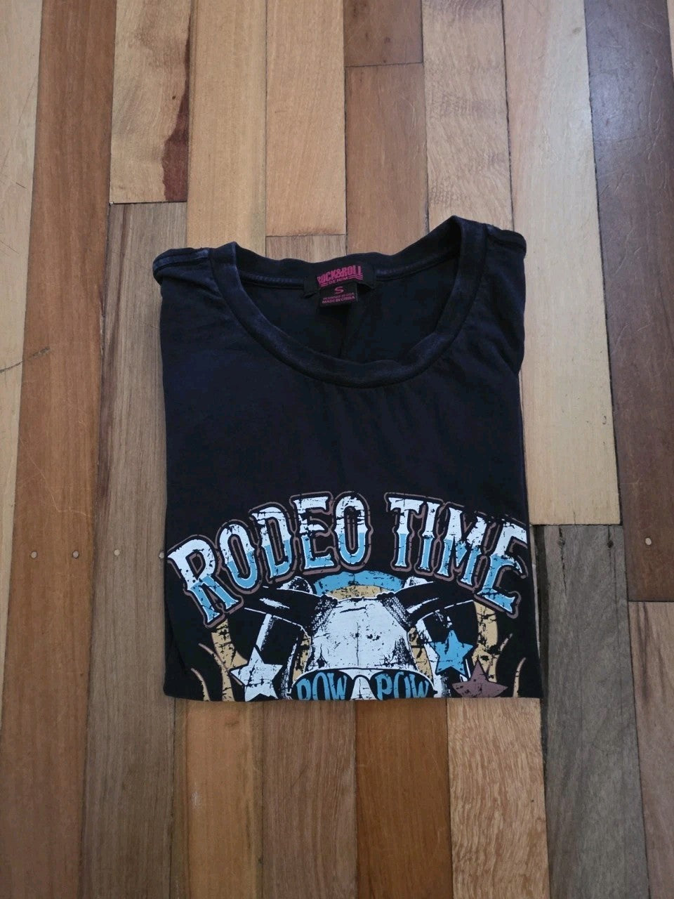 Rock & Roll Denim Women's Short Sleeve Dale Brisby Graphic Tee Size S