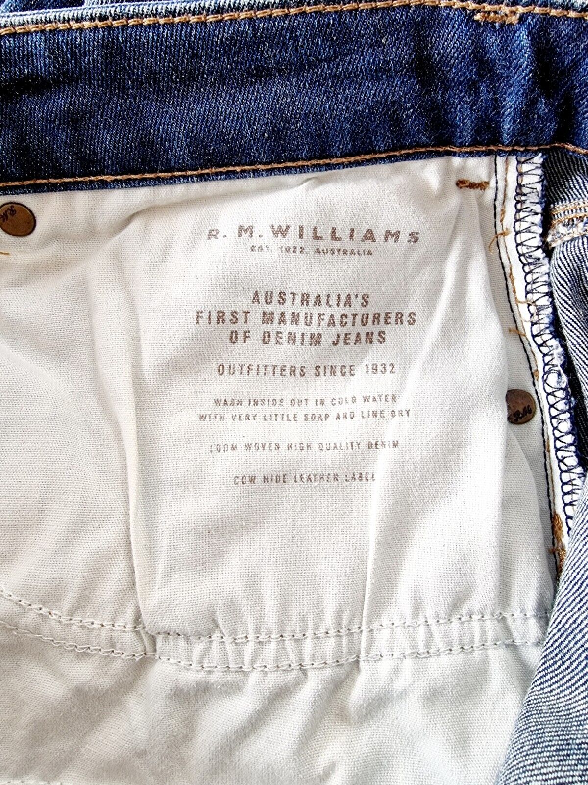 R.M. Williams Jeans Regular Fit Ladies Size 32 x 29