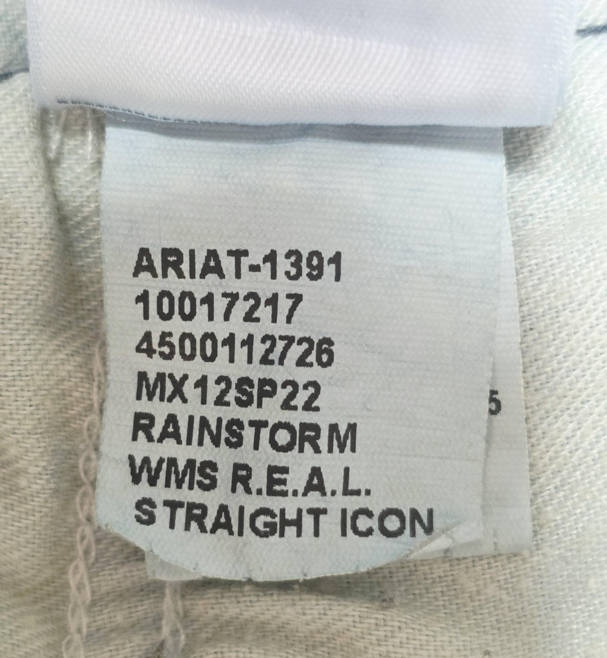 Ariat Jeans Women's 31S Blue R.E.A.L. Straight Icon Rainstorm Denim 10017217