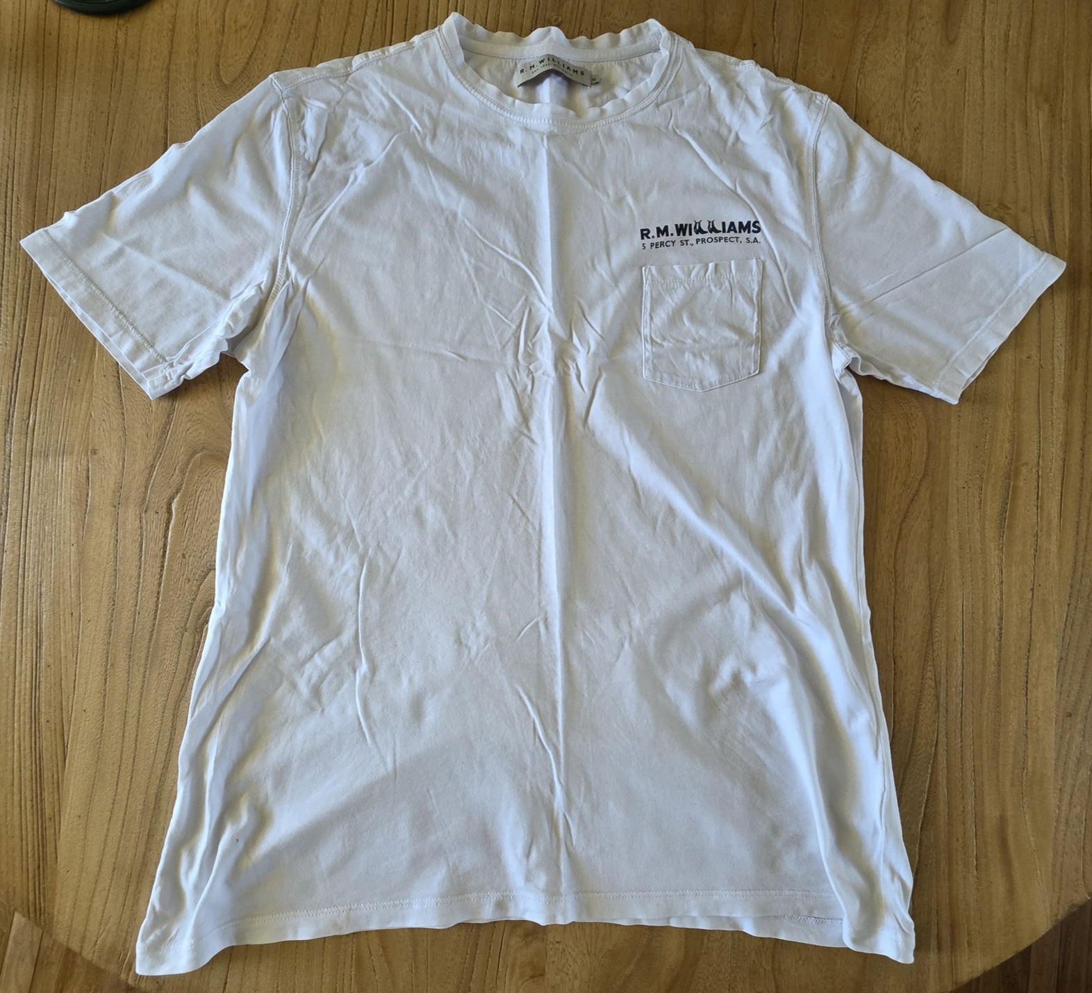 R.M. Williams Shirt Men's M White Short Sleeve Pocket Graphic T-Shirt Cotton