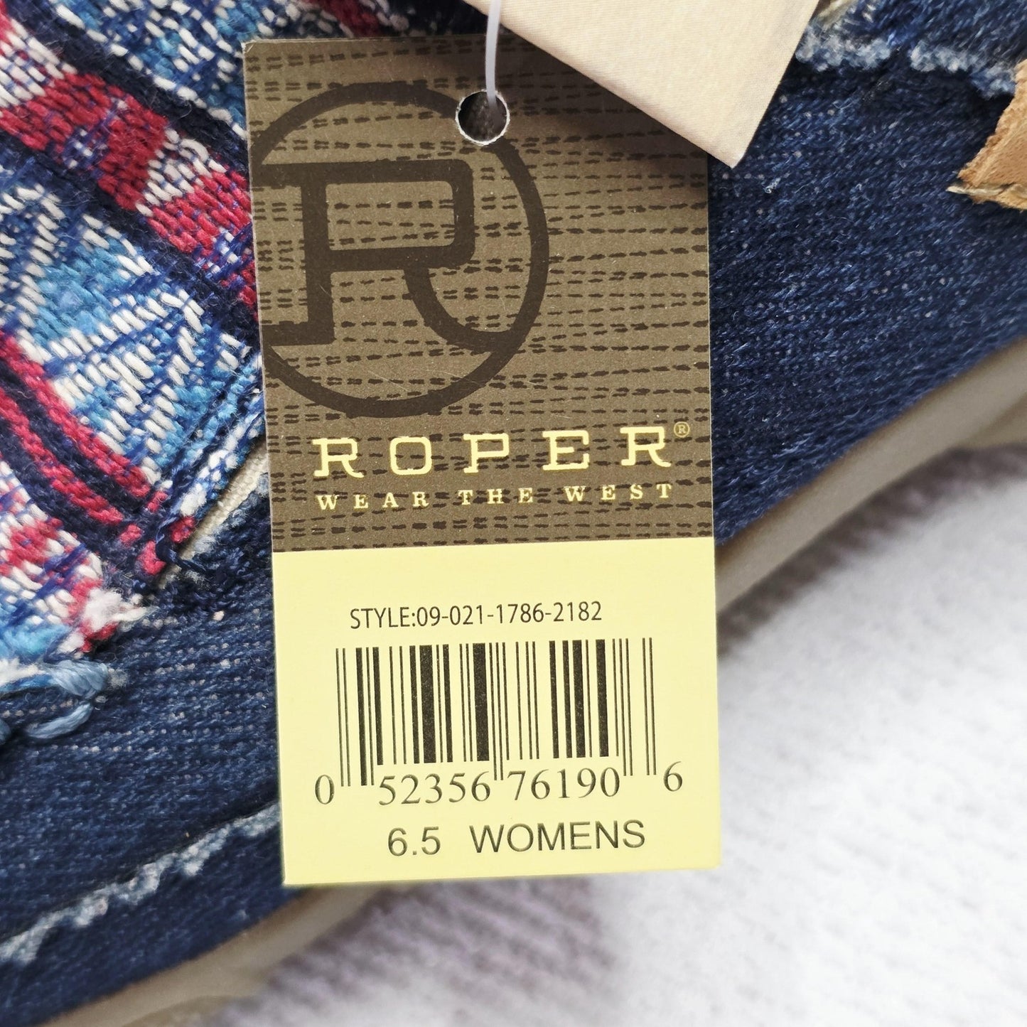 Roper Moccasin Shoes Women's AU 6.5 Blue Denim Geometric Embroidered Flats