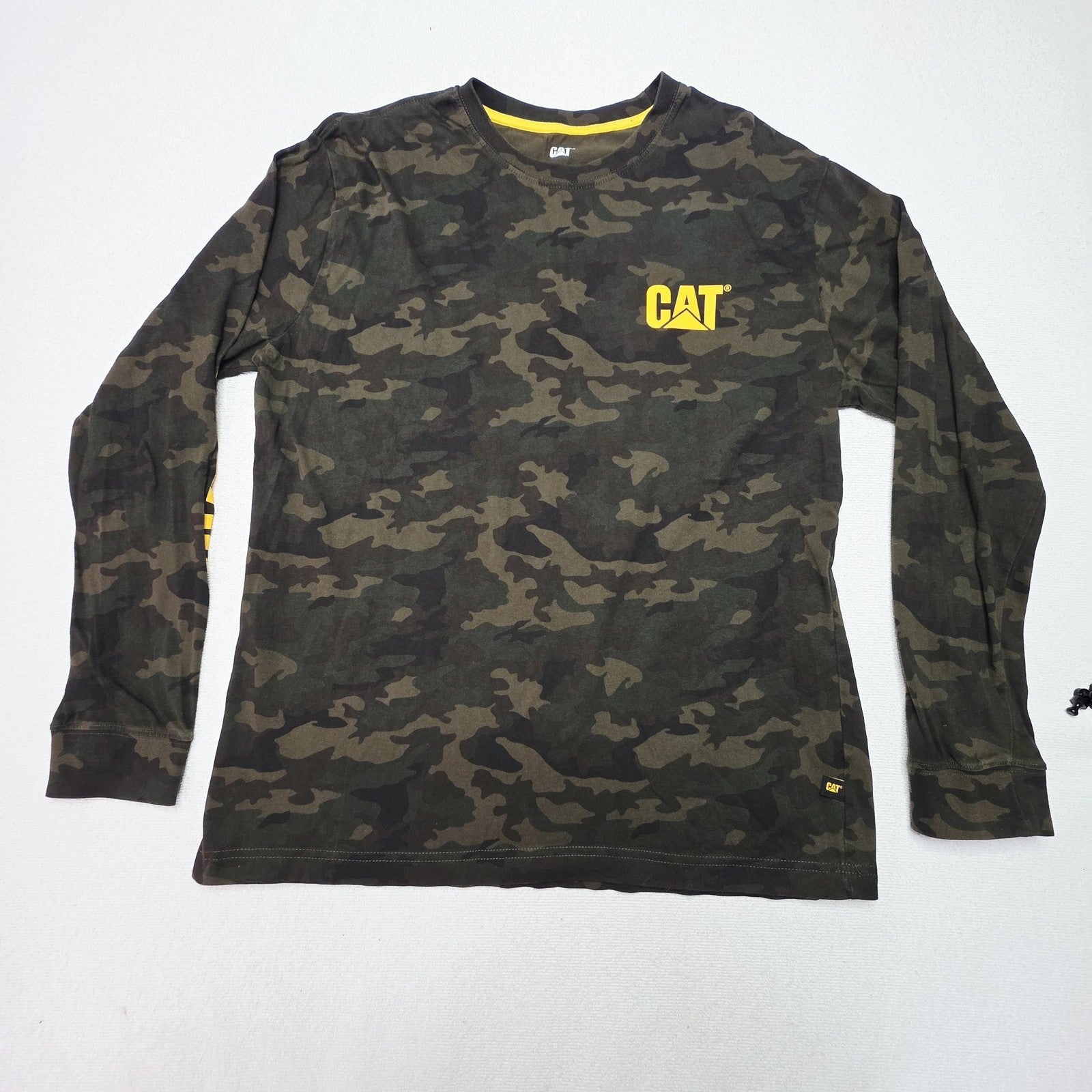 CAT Jumper Mens XL Green Camo Long Sleeve Crew Neck Caterpillar Logo Workwear