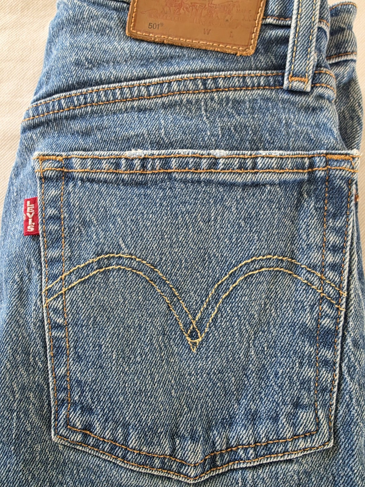 Levi's BIG E 501  Button Fly denim Jeans Ladies Size 24 x 28