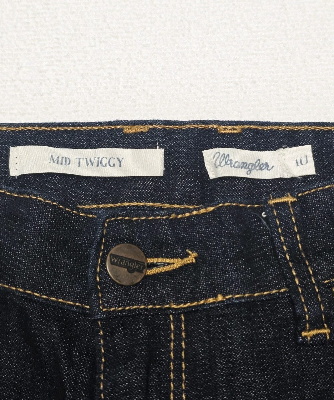 Wrangler Jeans Twiggy Mid Rise ladies Size 10