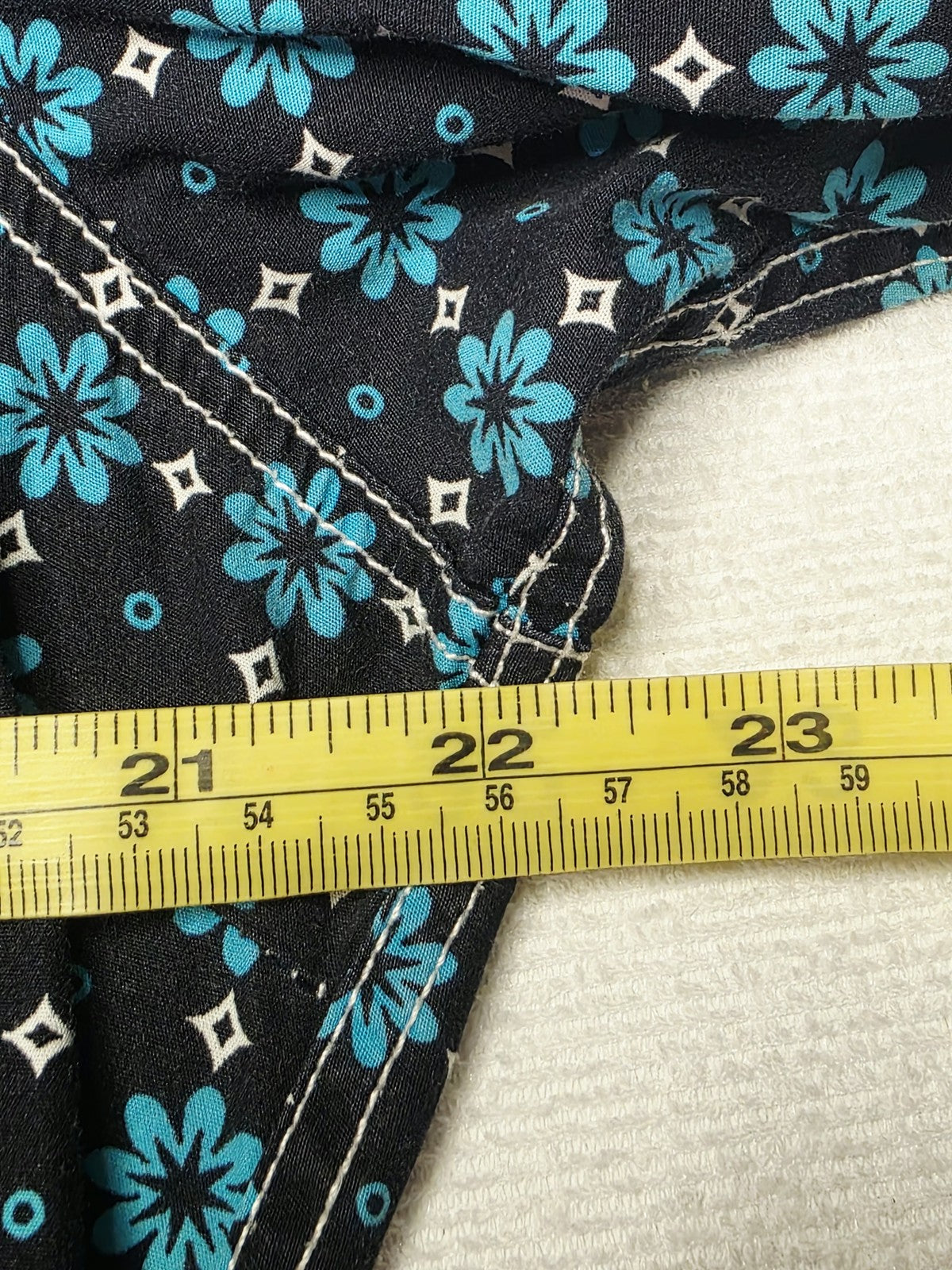 Bullzye Shirt Womens 16 Black Floral Collared Button Up Western Summer Casual