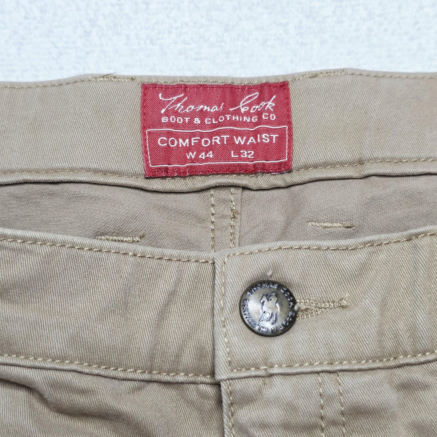 Thomas Cook Jeans Mens 44x32 Beige Straight Relaxed Comfort Waist Stretch Denim