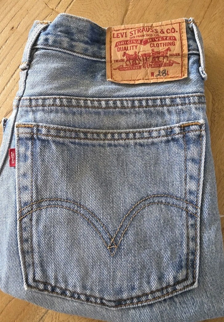 Levi's Raw Hem Denim Skirt Ladies Size 28