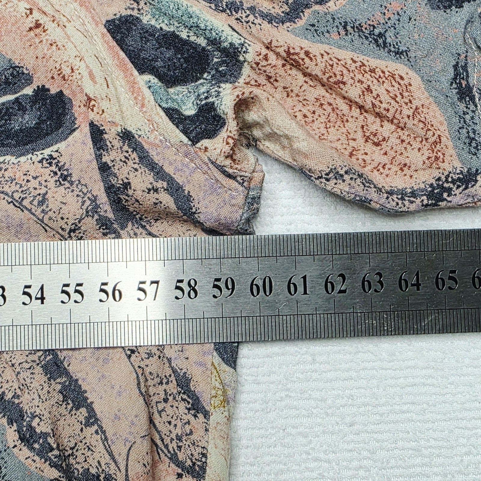 Wrangler Shirt XL Pastel Abstract Print Button Up Lightweight Woven Casual