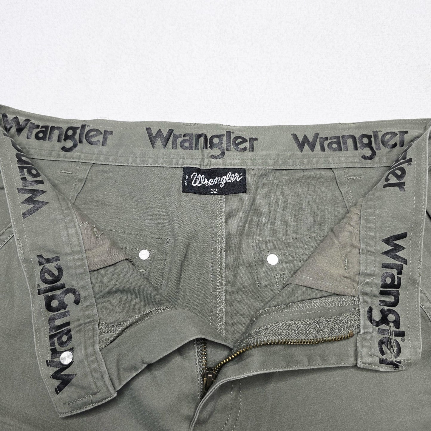Wrangler Shorts Men's 32 Green Cargo Canvas Cotton Elastane Workwear Casual