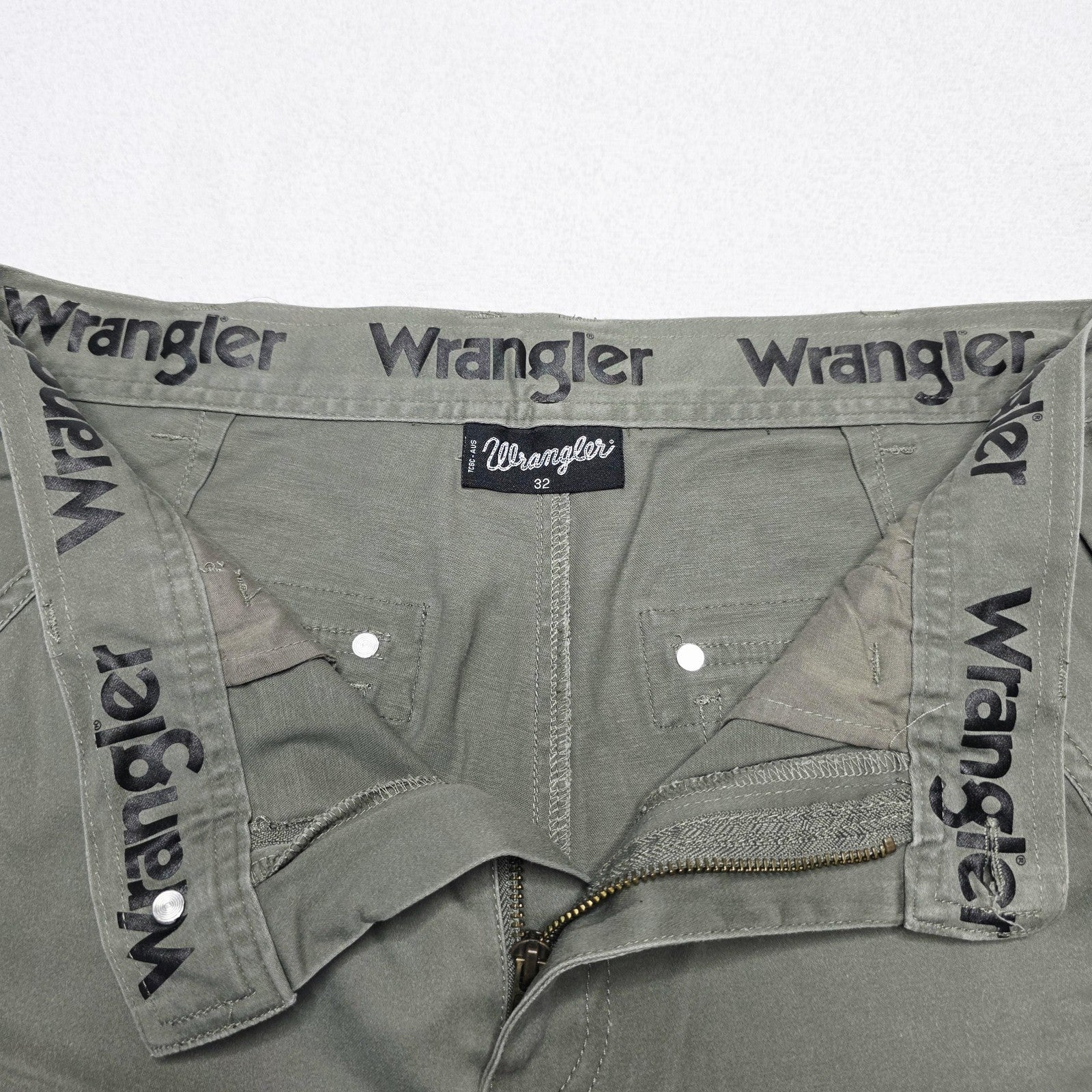 Wrangler Shorts Men's 32 Green Cargo Canvas Cotton Elastane Workwear Casual