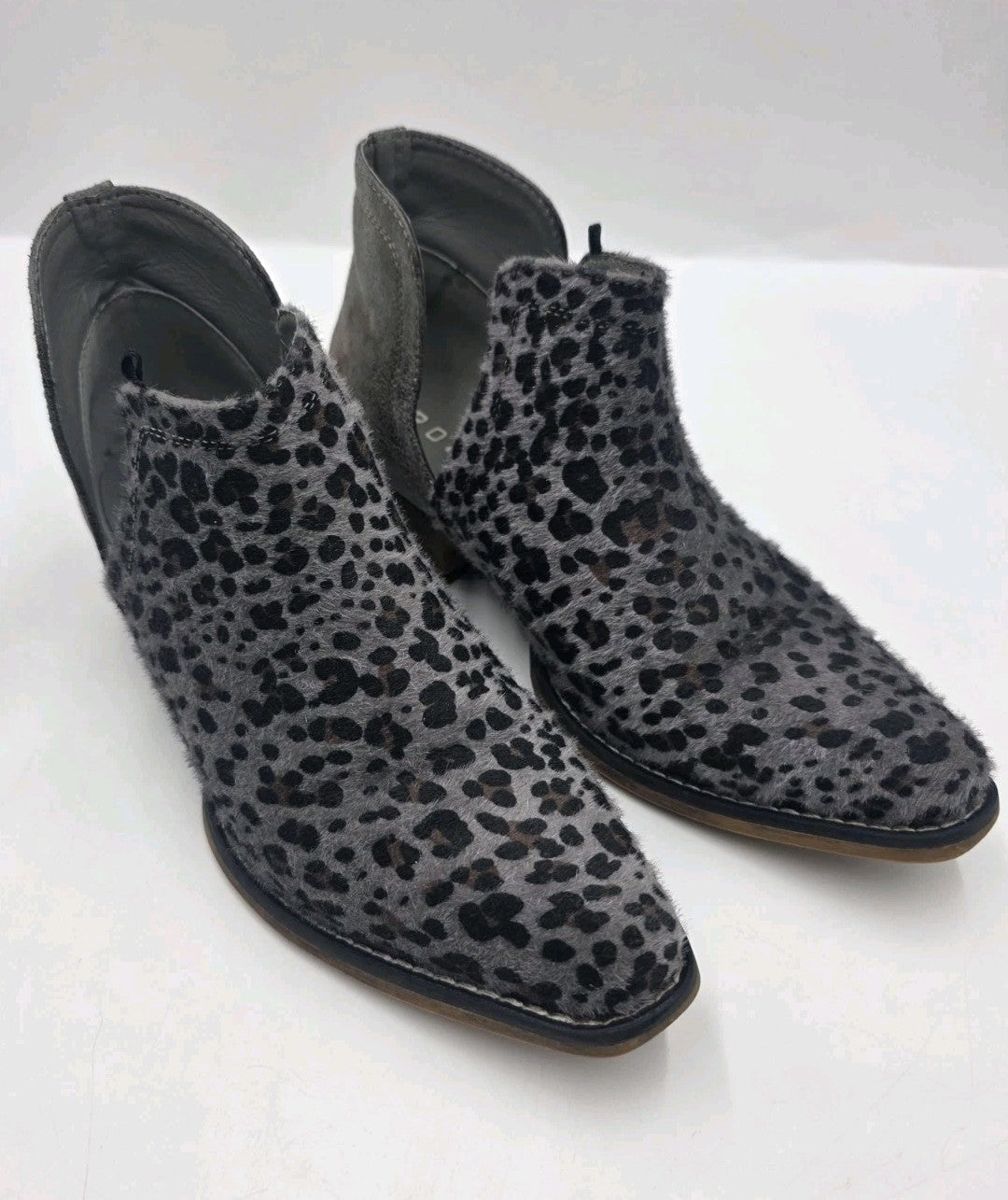Roper Western Grey Ava Snip Toe Leopard Boots Ladies Size 10