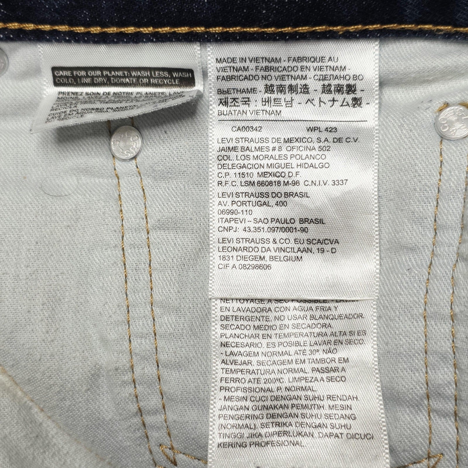 Levis 511 Jeans Mens 31x32 Blue Dark Wash Slim Tapered Denim Zip Fly Logo