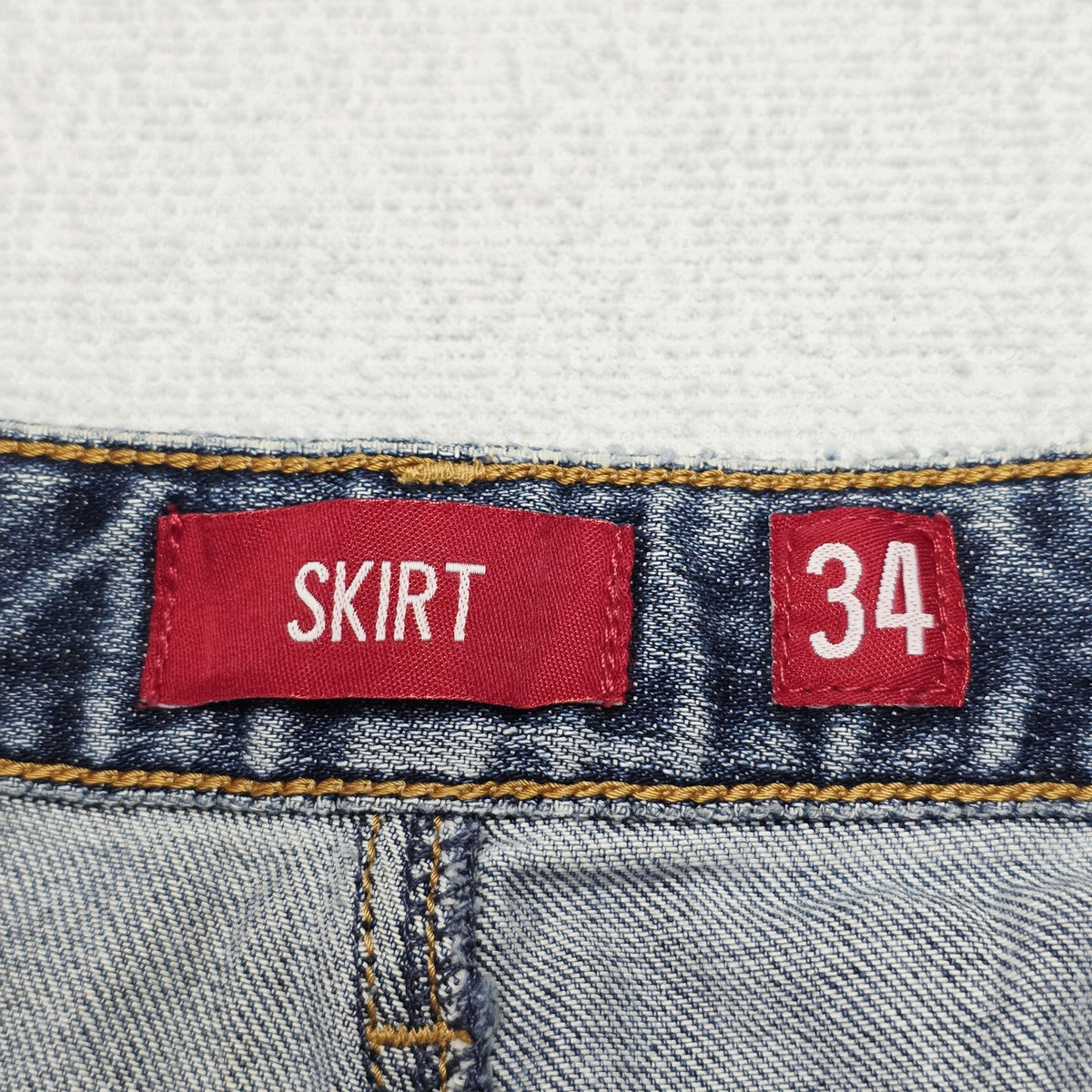 Levi's Skirt Women's 34 Blue Denim Knee Length Straight Pencil Casual