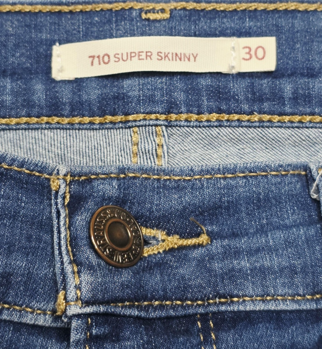 Levi's Jeans Women's 30x30 Blue 710 Super Skinny Mid Rise Stretch Denim Slim Fit