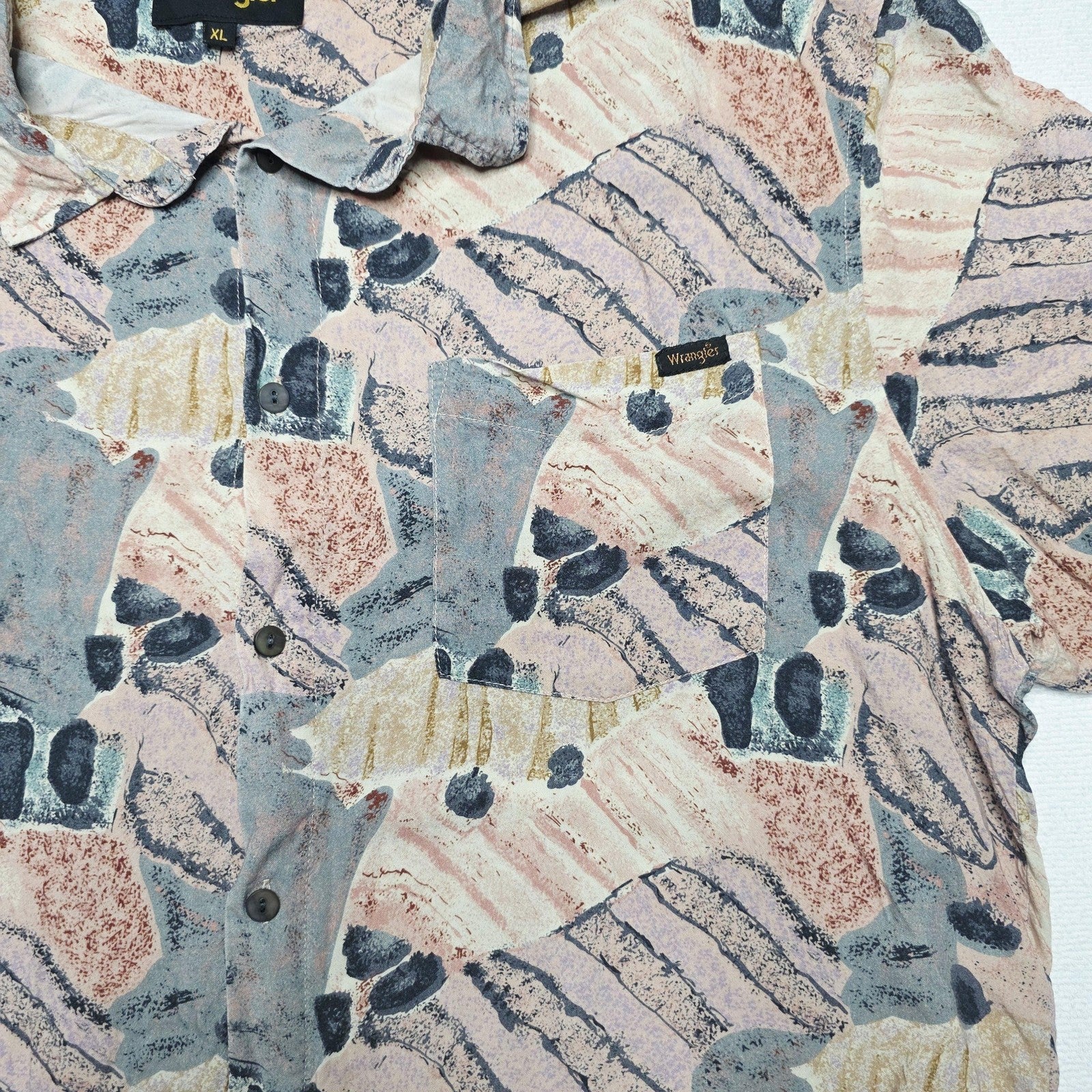 Wrangler Shirt XL Pastel Abstract Print Button Up Lightweight Woven Casual