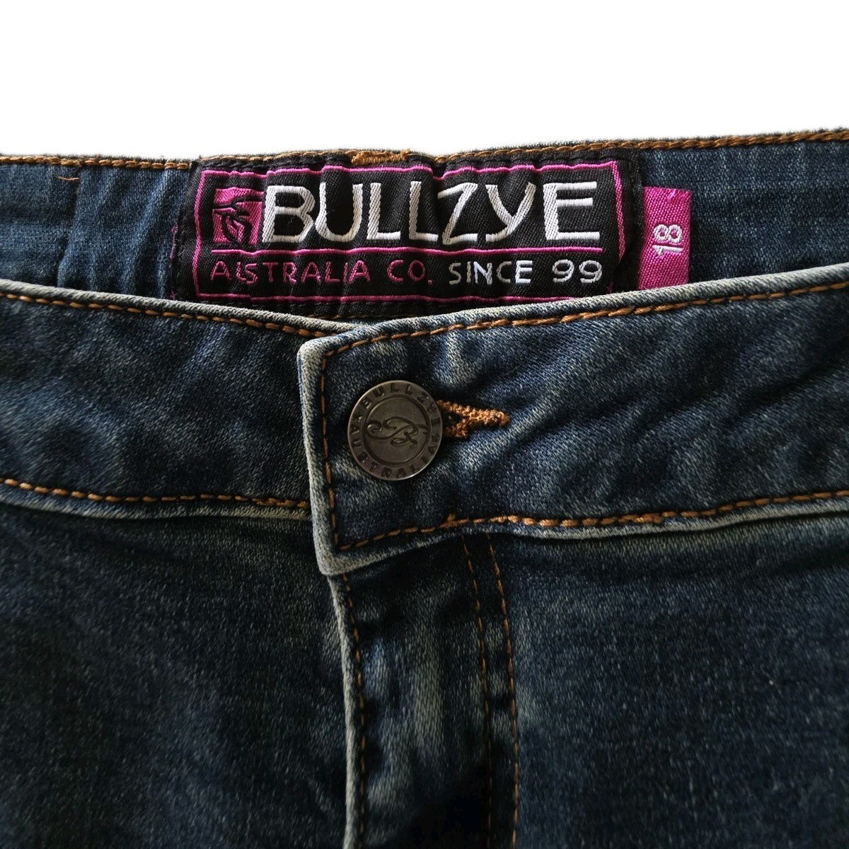 Bullzye Mid Rise Denim Shorts Ladies Size 18