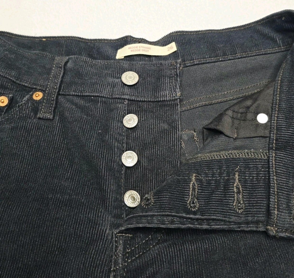 Levi's Jeans Women's W26 L26 Black Wedgie Straight Corduroy Stretch Button Fly