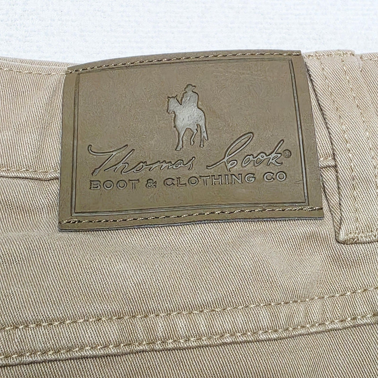 Thomas Cook Jeans Mens 44x32 Beige Straight Relaxed Comfort Waist Stretch Denim