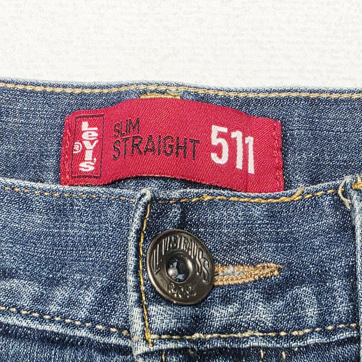 Levi's 511 Jeans Men's 28x31 Blue Slim Straight Denim Zip Fly Medium Wash Logo