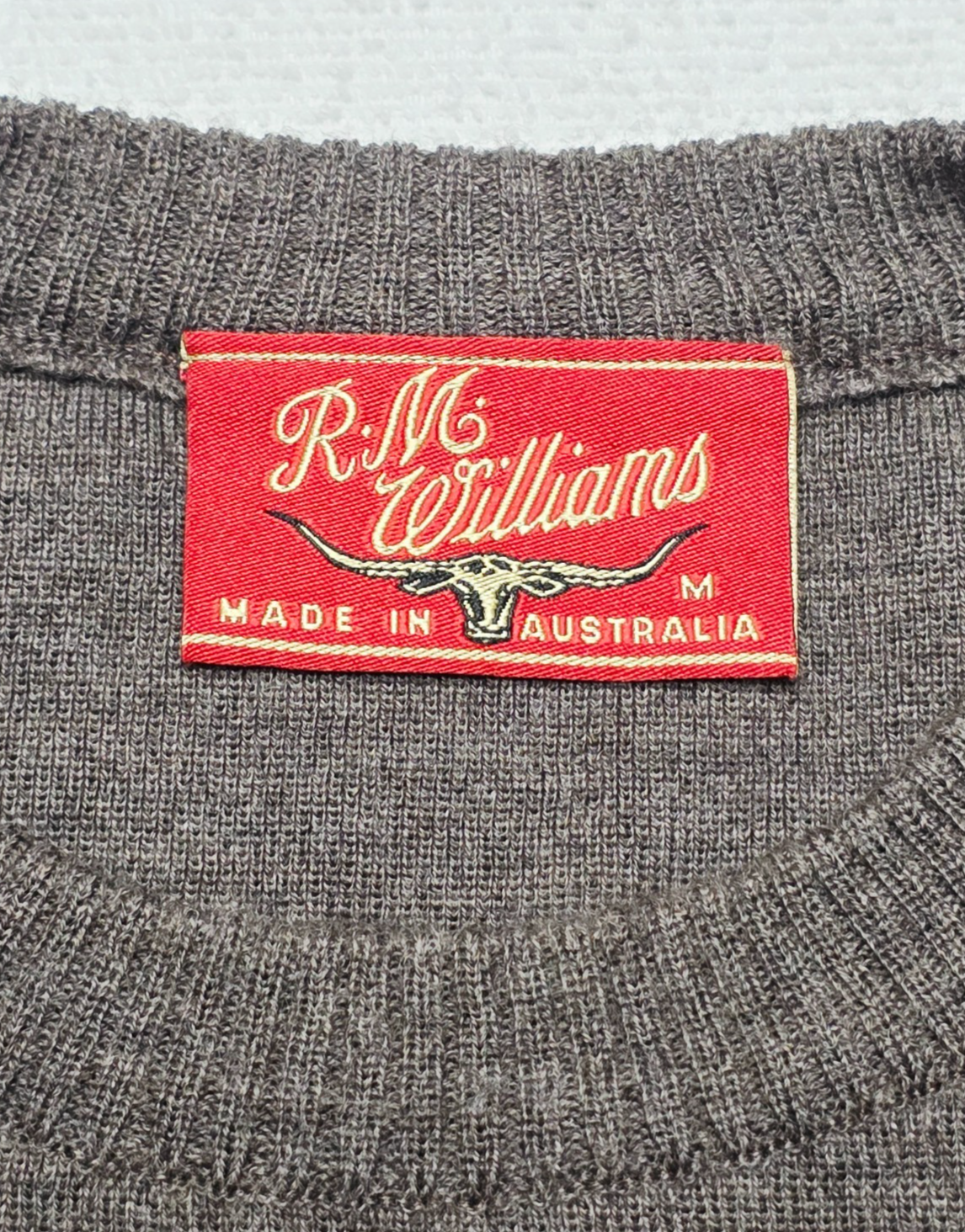 R.M. Williams  Wool Jumper Men's L Brown Crew Neck Knit Pullover Logo Casual