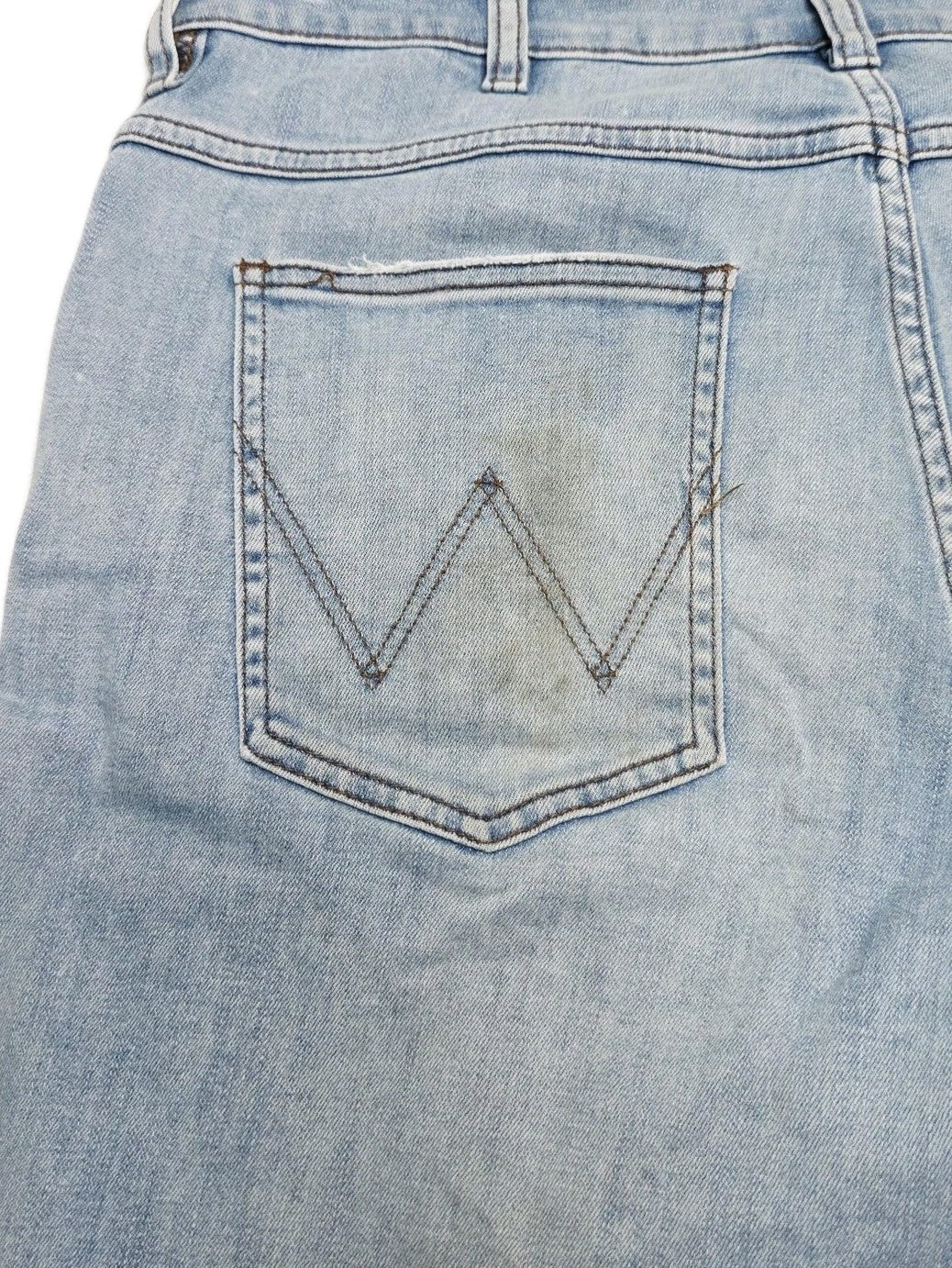 Wrangler Shorts Men's 34 Blue Distressed Denim Bermuda Slim Fit Smith Raw Hem