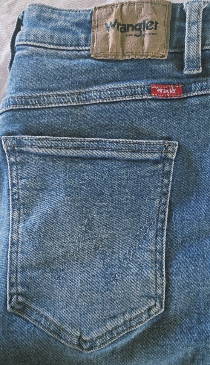 Wrangler Hi Pins Ladies Jeans Size 12