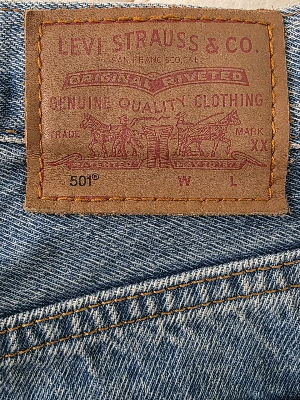 Levi's 501 Cheeky Cut Off Ladies Shorts Size 32