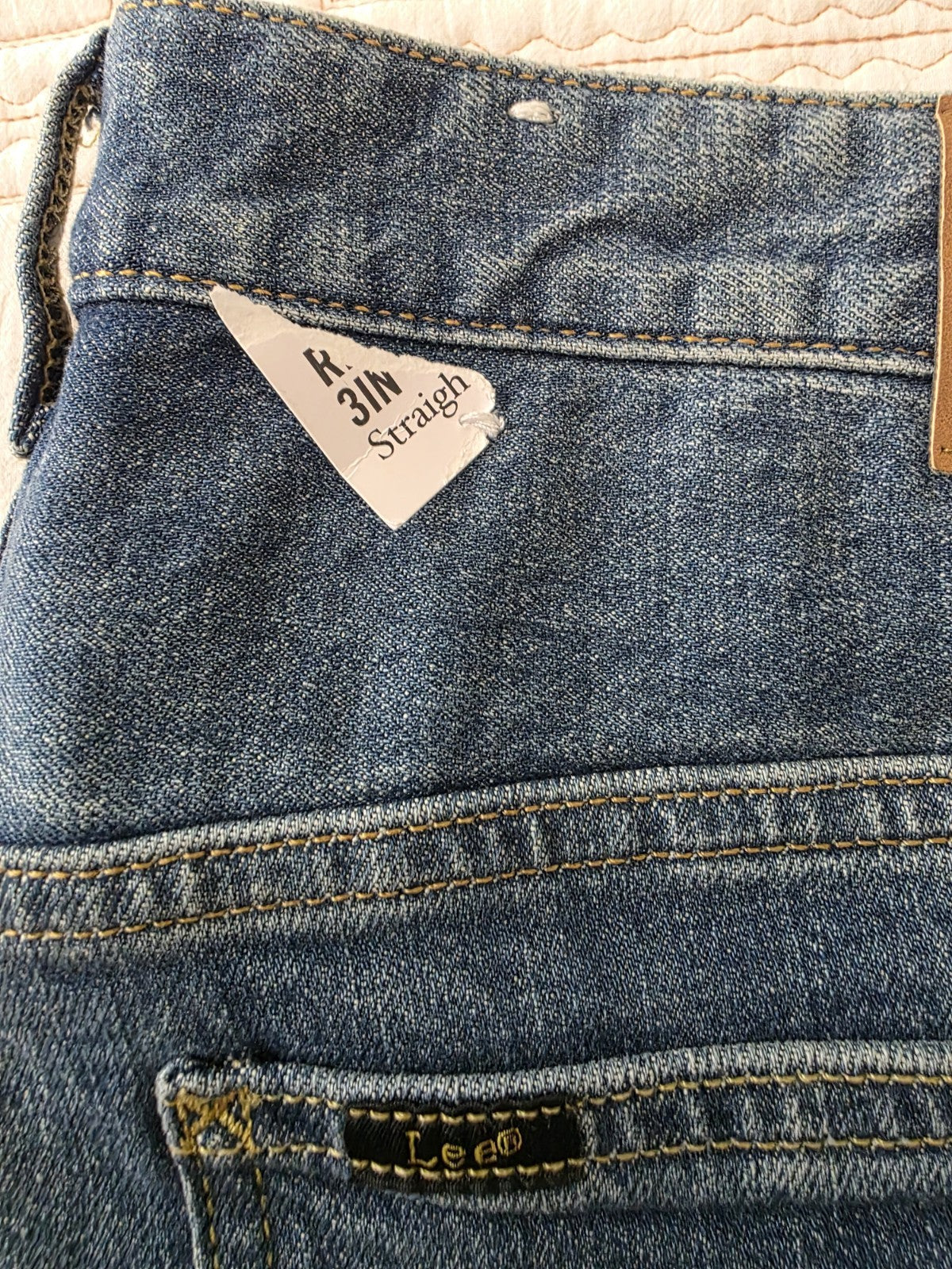 LEE HI Relaxed Denim Shorts Ladies Size 32 - NEW -
