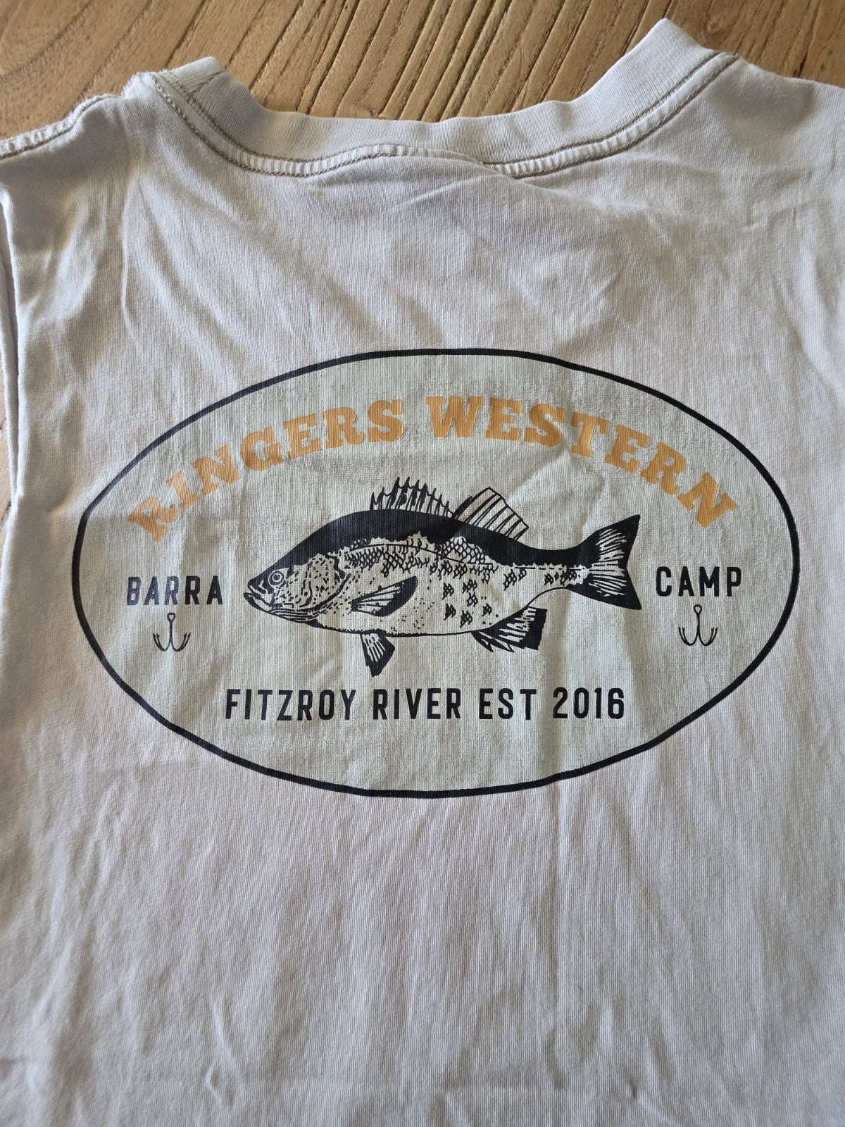 Ringers Western Barra Camp Fitzroy River Muscle Tank Mens Size XS
