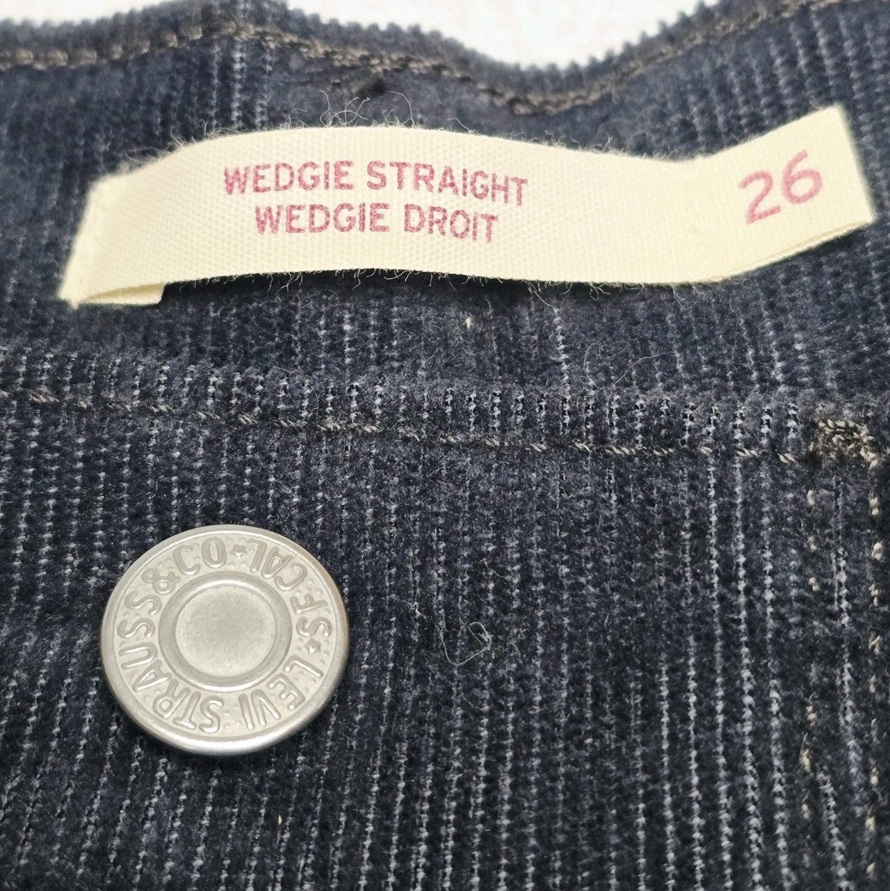 Levi's Jeans Women's W26 L26 Black Wedgie Straight Corduroy Stretch Button Fly