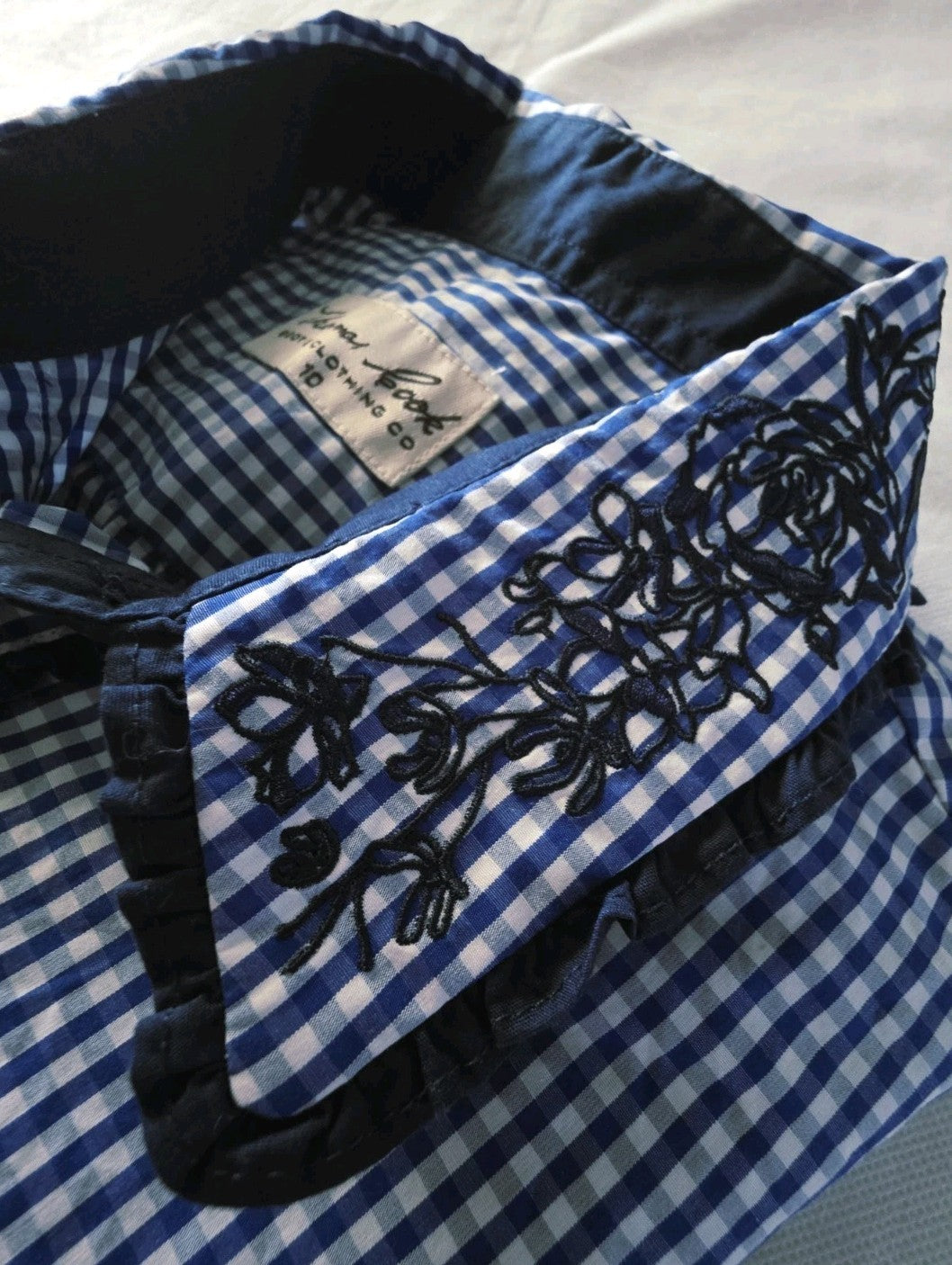 Thomas Cook Arena Dress Shirt Ladies Size 10