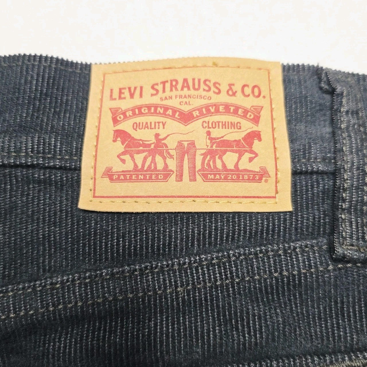 Levi's Jeans Women's W26 L26 Black Wedgie Straight Corduroy Stretch Button Fly